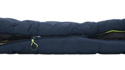 Outwell Camper Lux "R" Sleeping Bag Deep Blue (2023) 13 Outwell Camper Lux "R" Sleeping Bag Deep Blue (2023) -Outwell Shop 230393 camper lux right side zipper feature photo5
