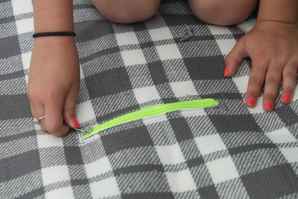 Outdoor Revolution O-Zone Safari XTR Snugrug 4 Outdoor Revolution O-Zone Safari XTR Snugrug - Image 2