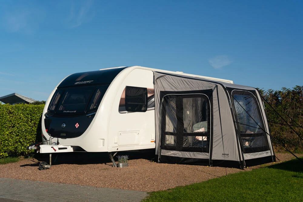 Vango Balletto Air 200 Elements Shield Caravan Awning (2023) 6 Vango Balletto Air 200 Elements Shield Caravan Awning (2023) - Image 4