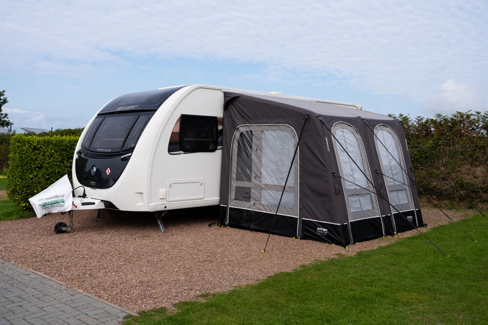 Vango Balletto Air 260 Elements Proshield Caravan Awning (2023) 4 Vango Balletto Air 260 Elements Proshield Caravan Awning (2023) - Image 2