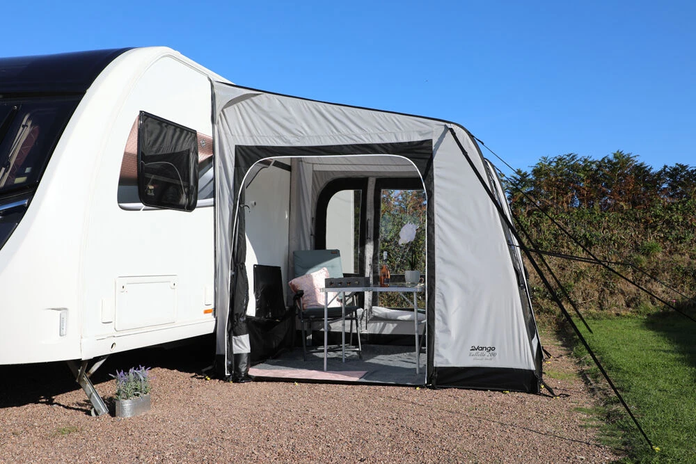 Vango Balletto Air 200 Elements Shield Caravan Awning (2023) 7 Vango Balletto Air 200 Elements Shield Caravan Awning (2023) - Image 5