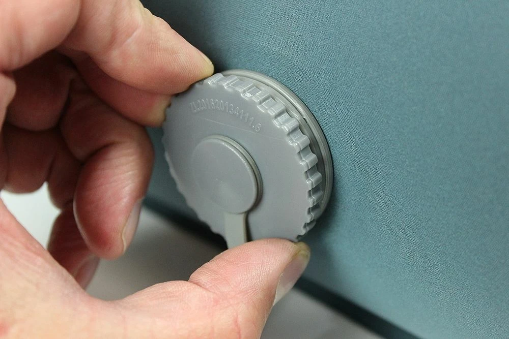 Outdoor Revolution Camp Star Rock 'n' Roll King 100mm Self Inflating Mat 5 Outdoor Revolution Camp Star Rock 'n' Roll King 100mm Self Inflating Mat - Image 3