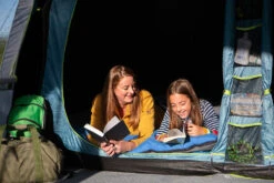 Coleman Castle Pines 4L Blackout Tent (2022) 15 Coleman Castle Pines 4L Blackout Tent (2022) -Outwell Shop of3a1389