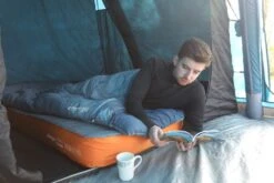 Vango Aether Air 450XL Tent (2022) 23 Vango Aether Air 450XL Tent (2022) -Outwell Shop van 2021 lifestyle airbeam earth aether air 450xl lo 26